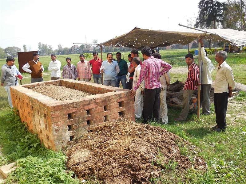कंपोस्ट खत काय असते ? कंपोस्ट खत बनविण्याच्या पद्धती, आणि फायदे. 🌱 6 1679276635036577 5